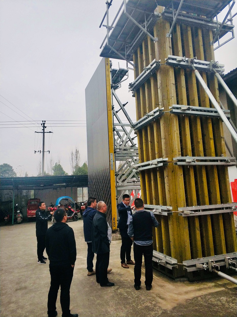 1574059694870705.jpg 卓良模板廠實(shí)到考察.jpg