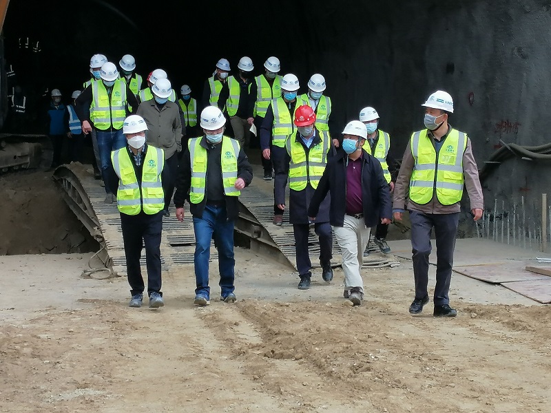 1584094052115312.jpg 蒙屏李家龍.jpg