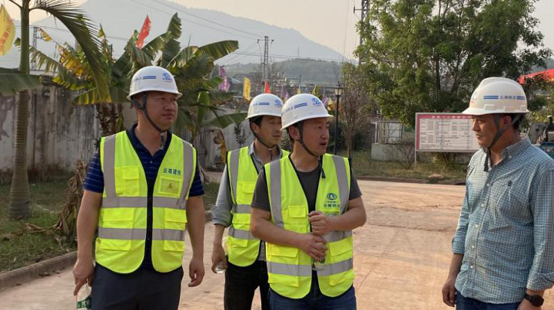 1616642845353772.png 李榮峰、成聯(lián)斌到二直管景谷項目檢查指導工作.png