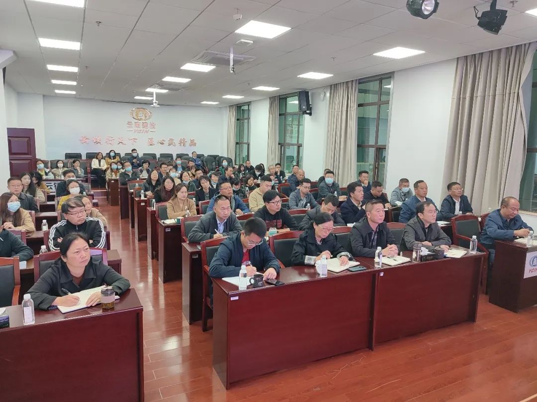 1667350916500833.jpg 2022-11-2-公司開展政府投資項目投融資相關(guān)政策解析與投融資模式的運用專題培訓(xùn)1.jpg